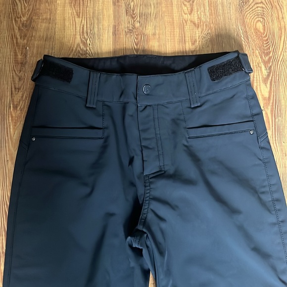 Roxy Snow Pant - Picture 3 of 8